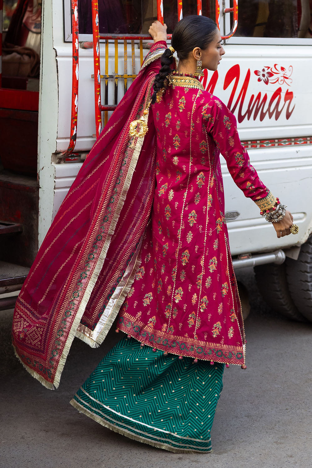 3 Piece Gold and Lacquer Printed Lawn Suit with Gold and Lacquer Printed Chiffon Dupatta and Gold and Lacquer Printed Trouser BM-62031