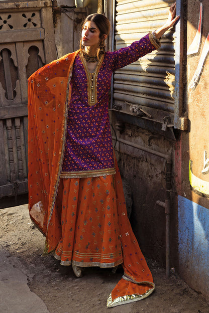 3 Piece Gold and Lacquer Printed Lawn Suit with Embroidered Chiffon Dupatta and Gold and Lacquer Printed Trouser BM-62028