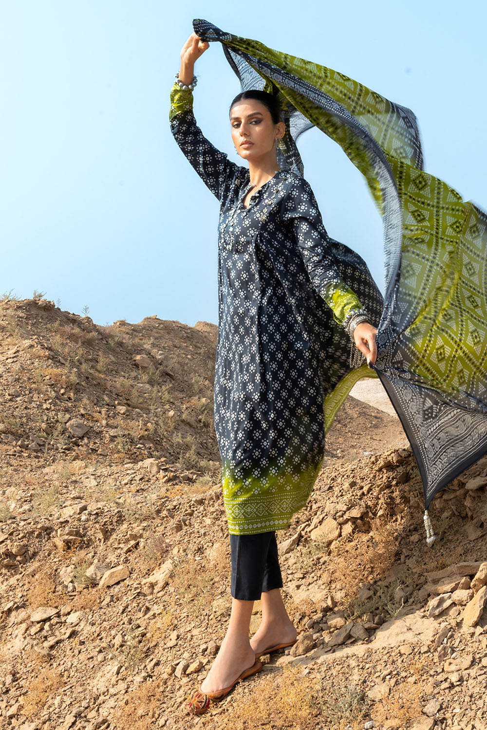3 Piece Printed Lawn Suit CL-62109 A