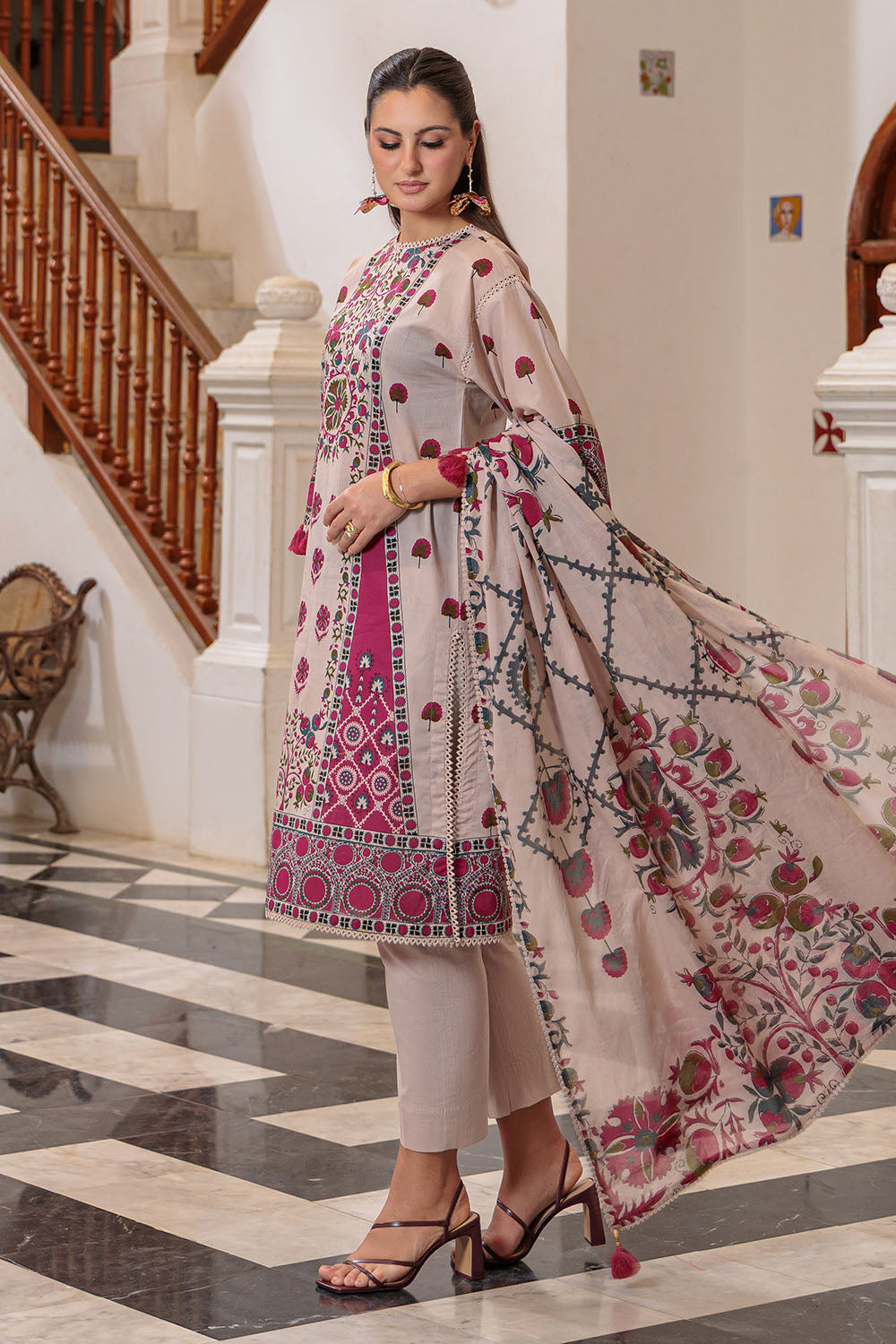 3 Piece Printed Lawn Suit and Dyed Trouser CL-62135 B