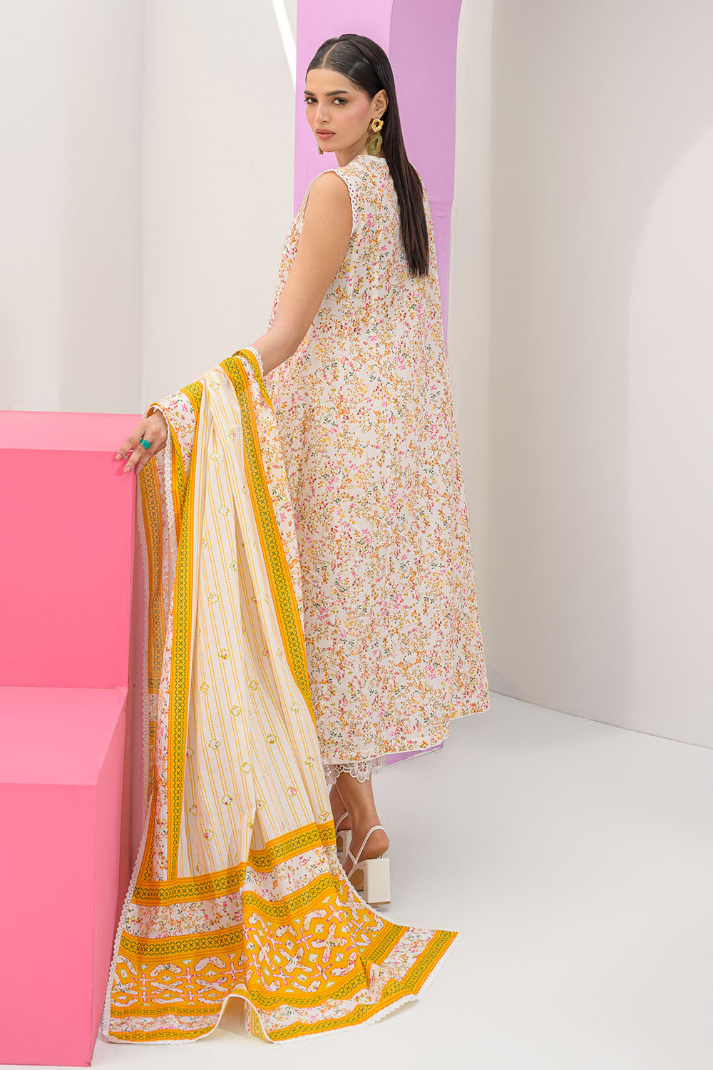 3 Piece Printed Lawn Suit and Dyed Trouser CL-62291 A